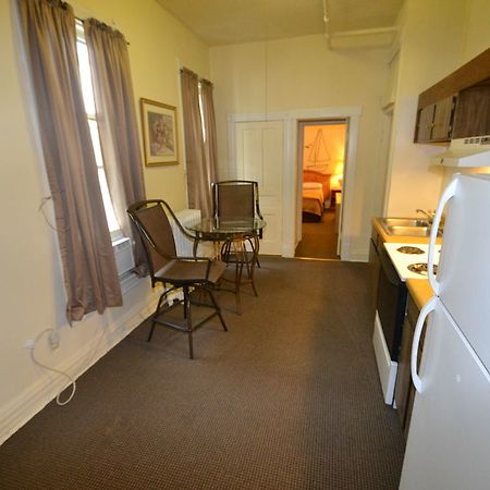 Perfect Stay Inn & Suites Blair Exterior foto