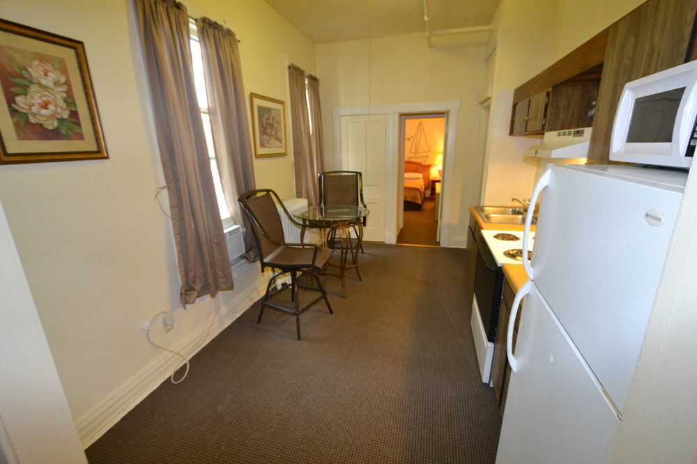Perfect Stay Inn & Suites Blair Exterior foto