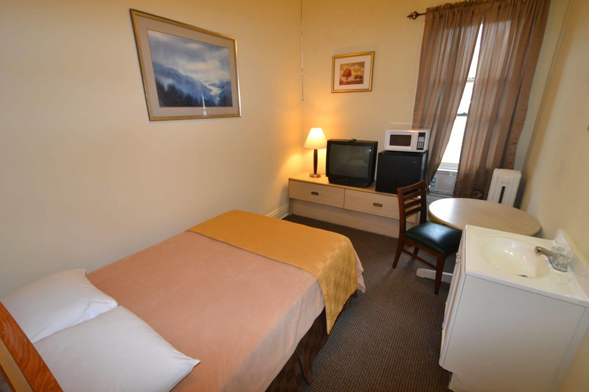 Perfect Stay Inn & Suites Blair Exterior foto