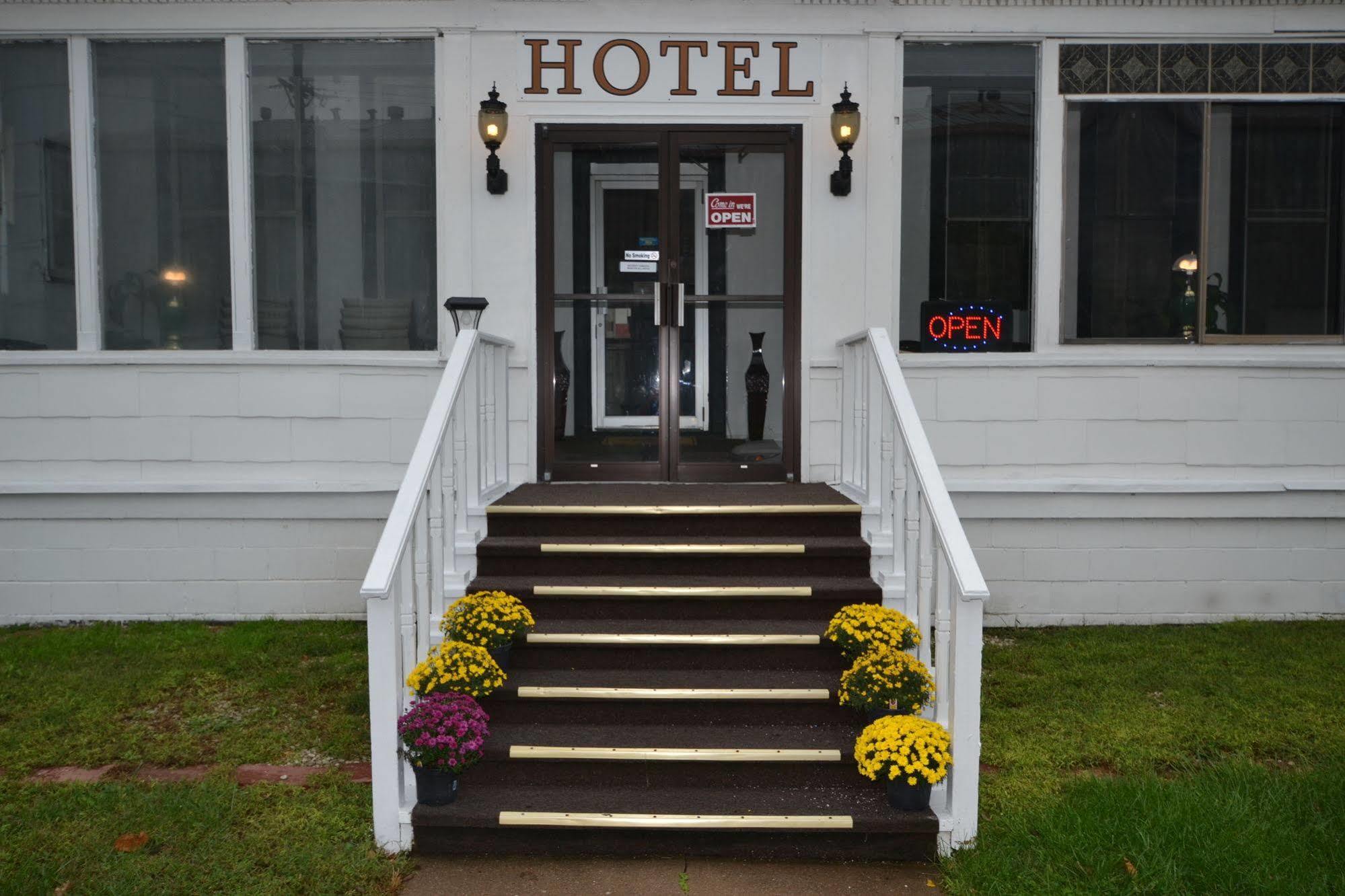 Perfect Stay Inn & Suites Blair Exterior foto